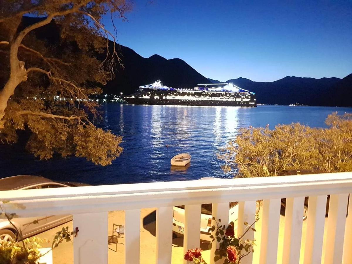 Montenegro Apartmant'S Kotor Zimmer foto