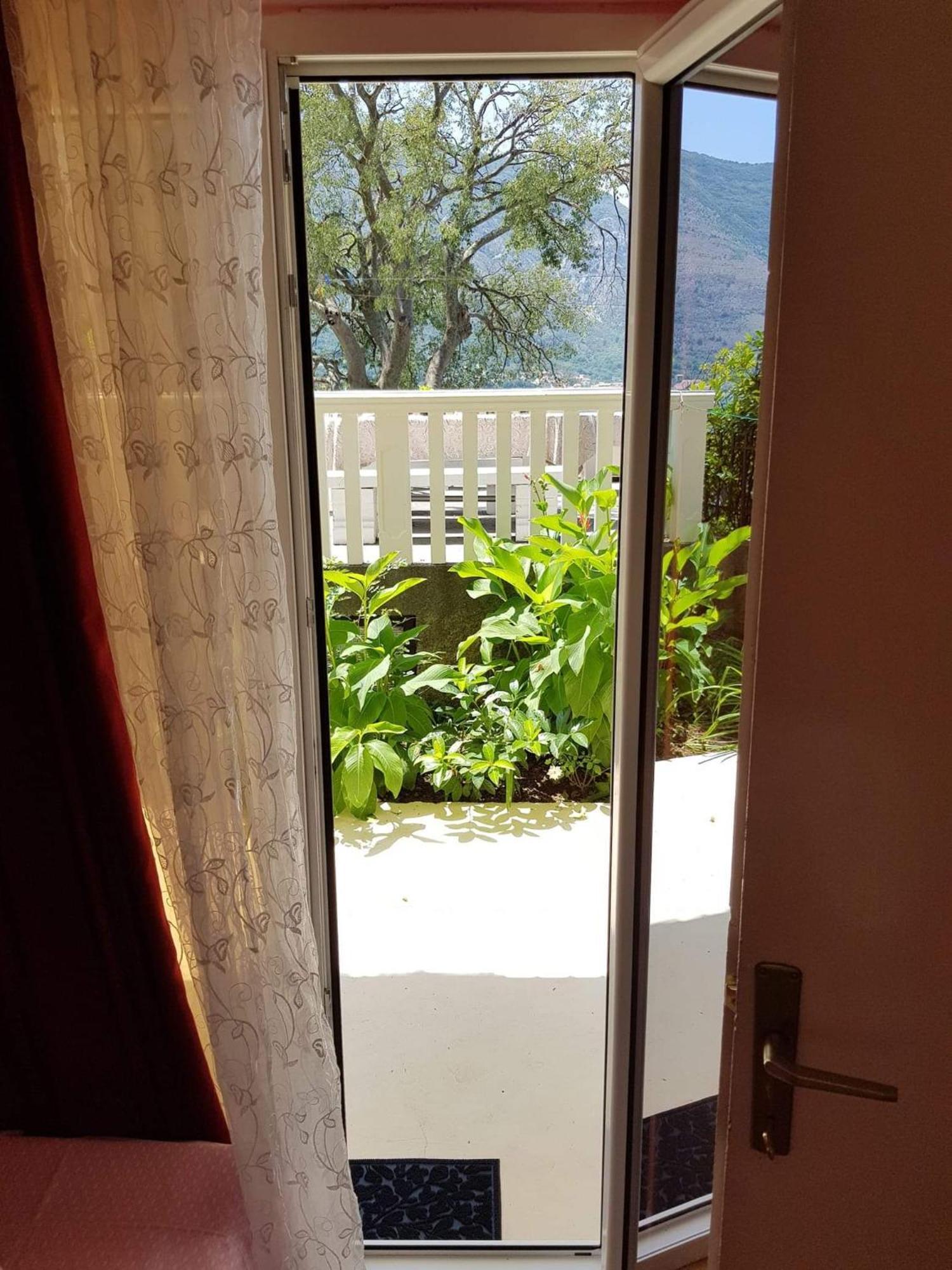 Montenegro Apartmant'S Kotor Zimmer foto